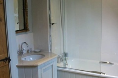 foxglove-bathroom